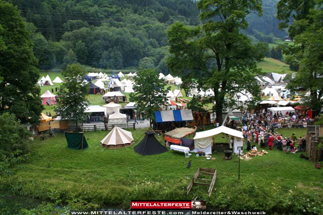 Mittelalterfest - www.Mittelalterfeste.com - Meldereiter & Waschweib